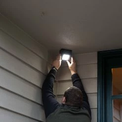 Westek Compact Motion Security Light | BL-CMSL