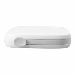Zenith Consumer Electronics 5000mAh Portable Charger, White | PM6000MPC